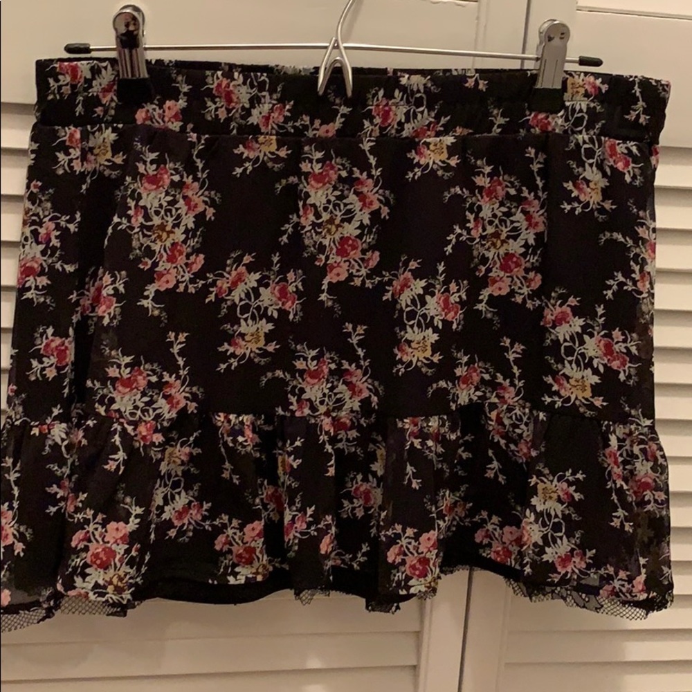 Guess floral print mini skirt